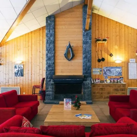 Rez-de-chaussee, Cosy T3 4 A 6 Pers Avec Piscines Interieure & Exterieure A En Haute-savoie דירה *