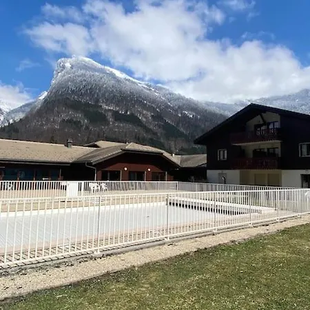 דירה Rez-de-chaussee, Cosy T3 4 A 6 Pers Avec Piscines Interieure & Exterieure A En Haute-savoie