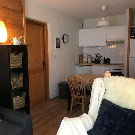 Rez-de-chaussee, Cosy T3 4 A 6 Pers Avec Piscines Interieure & Exterieure A En Haute-savoie דירה